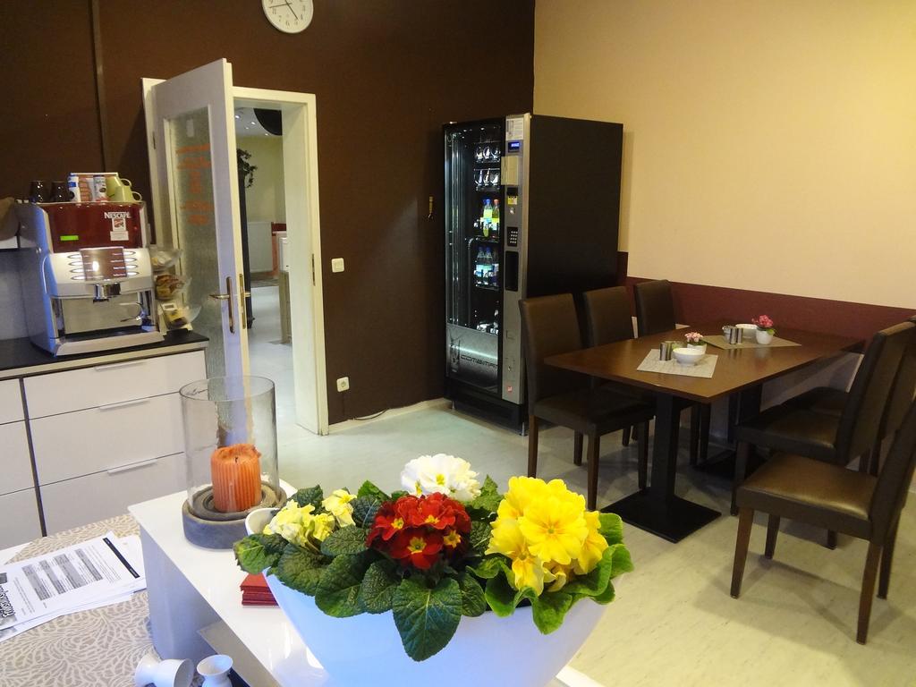 Hotel Amy Регенсбург Екстериор снимка