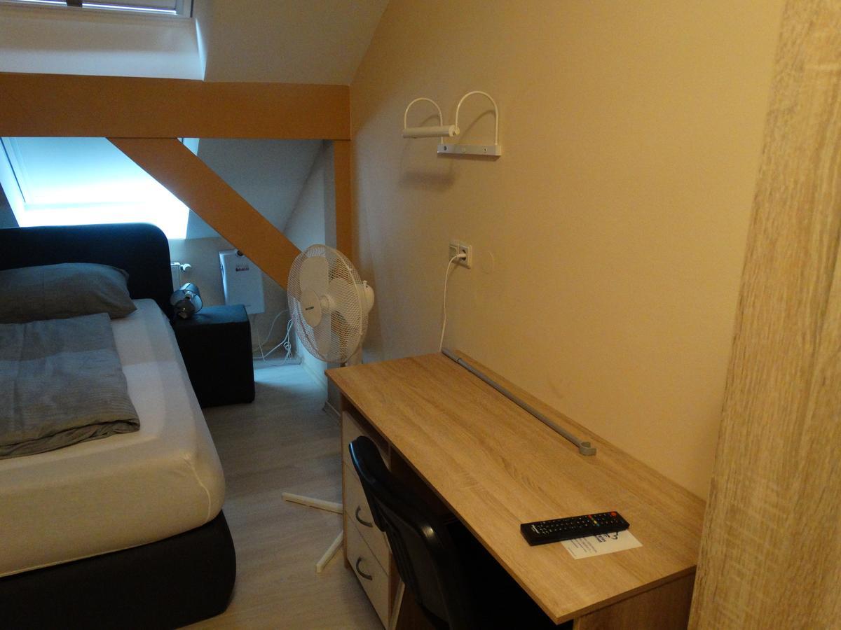 Hotel Amy Регенсбург Екстериор снимка